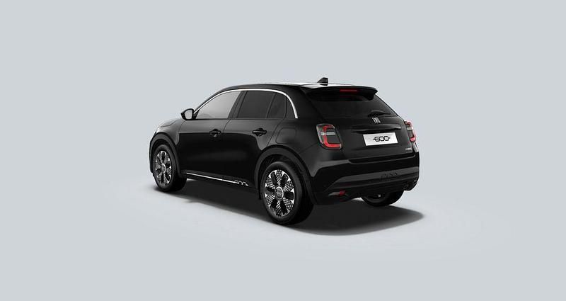 Neu Fiat 600 La Prima 110 PS (80 kW) 2026 Schwarz SUV