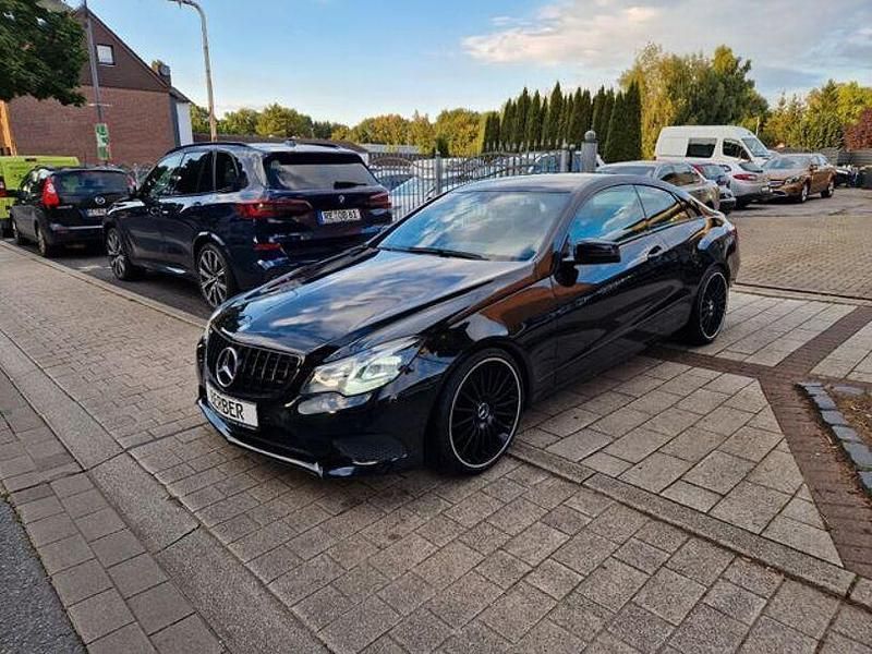 Second-hand Mercedes E200 184 CP (135 kW) 2014 Negru Coupe