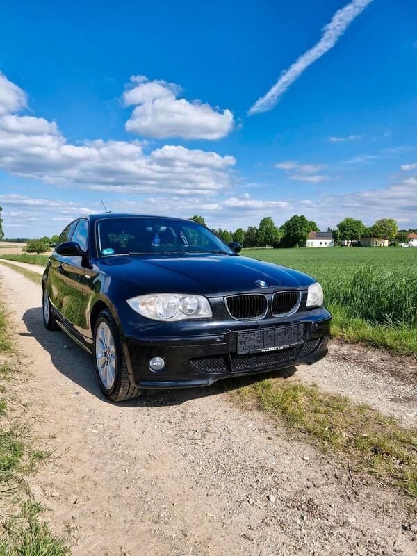 Schwarz Gebraucht 2005 BMW 116 Shadowline Kleinwagen | 1.999 € (Superpreis) - Bild 1/4