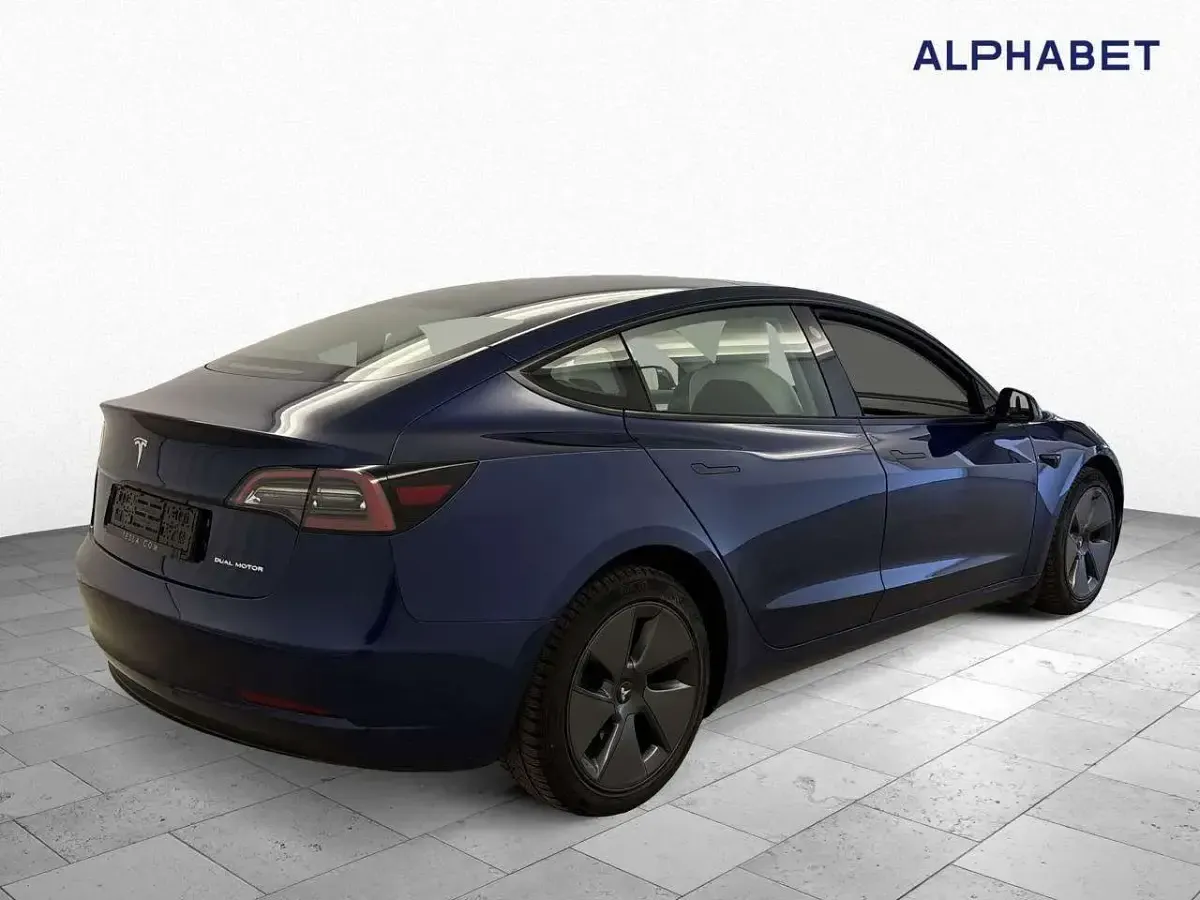 Used Tesla Model 3 258 kW (351 HP) 2022 Blue Sedan