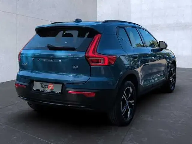 Gebraucht Volvo XC40 120 PS (88 kW) 2023 SUV