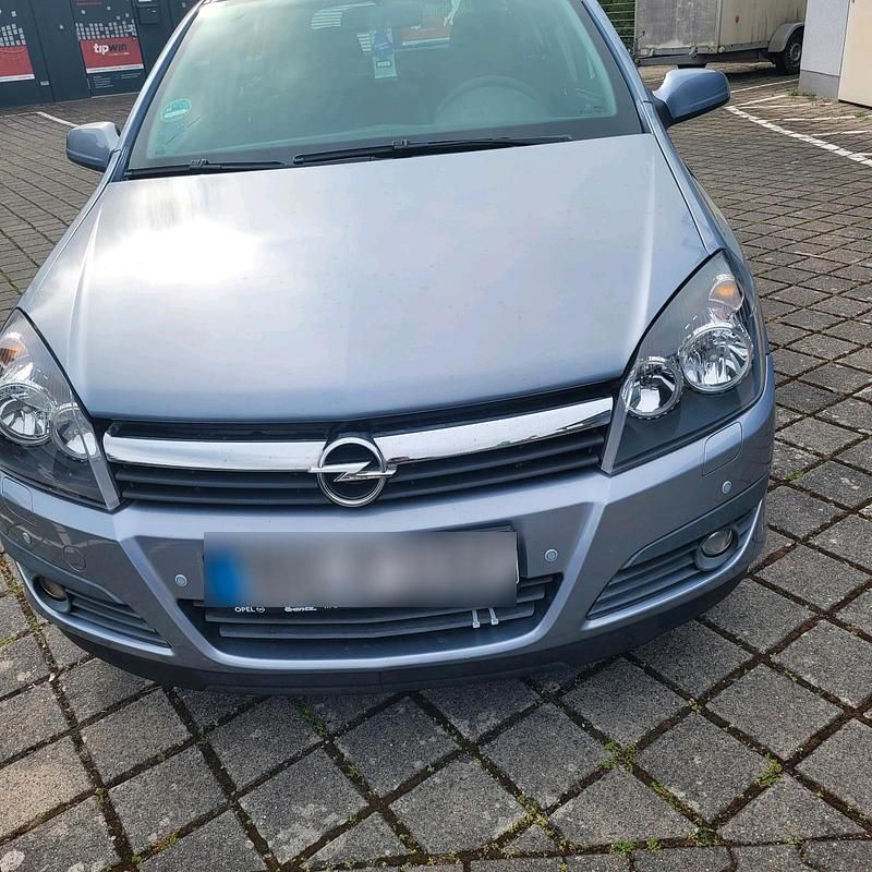 Gebraucht Opel Astra 105 PS (77 kW) 2006 Grau Limousine