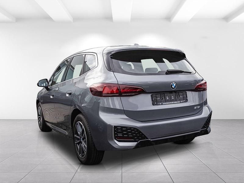 Gebraucht BMW 218 Active Tourer Performance 136 PS (100 kW) 2023 Metallic Van / Kleinbus