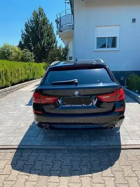 Gebraucht BMW 525 Sport Line 231 PS (169 kW) 2019 Schwarz Kombi