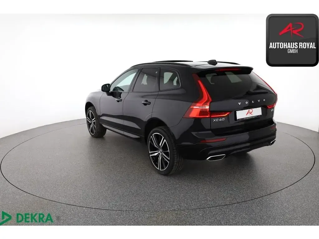 Gebraucht Volvo XC60 250 PS (183 kW) 2020 Schwarz (metallic) SUV