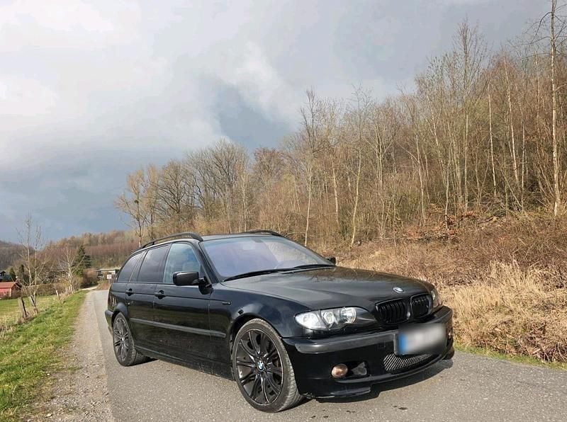 Gebraucht BMW 320 M Sport 150 PS (110 kW) 2002 Schwarz Kombi