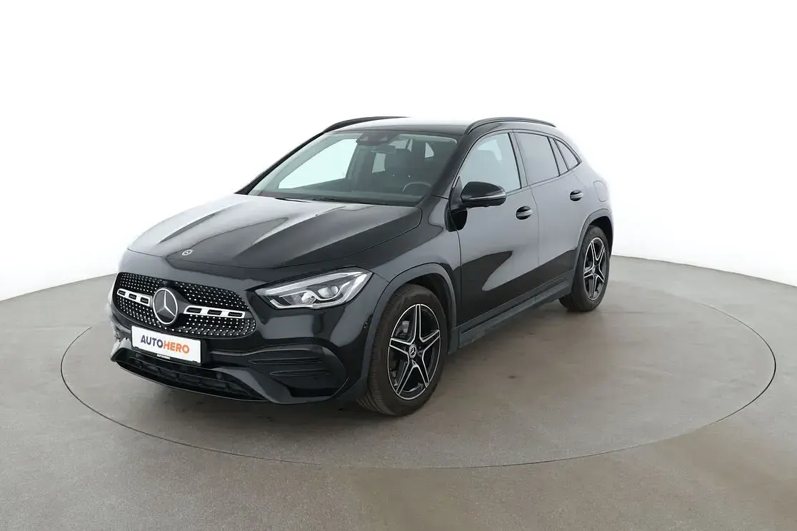 Gebraucht Mercedes GLA200 AMG line 163 PS (119 kW) 2022 SUV