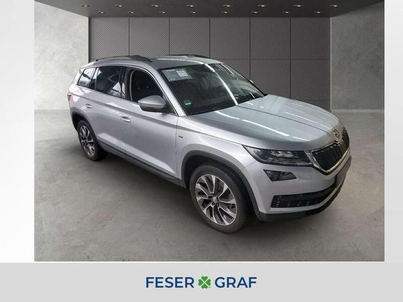 Brillantsilber metallic Gebraucht 2021 Skoda Kodiaq Drive SUV | 23.950 € (Superpreis) - Bild 1/4