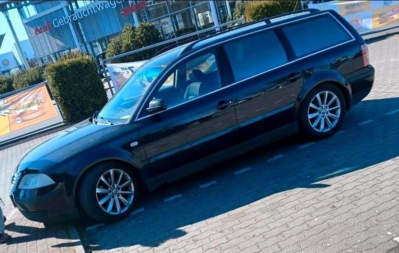 Gebraucht VW Passat 102 PS (75 kW) 2001 Schwarz Kombi