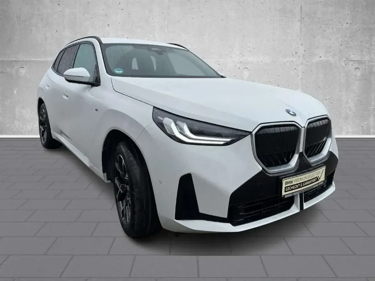 Gebraucht BMW X3 M Sport 197 PS (144 kW) 2025 Weiß SUV