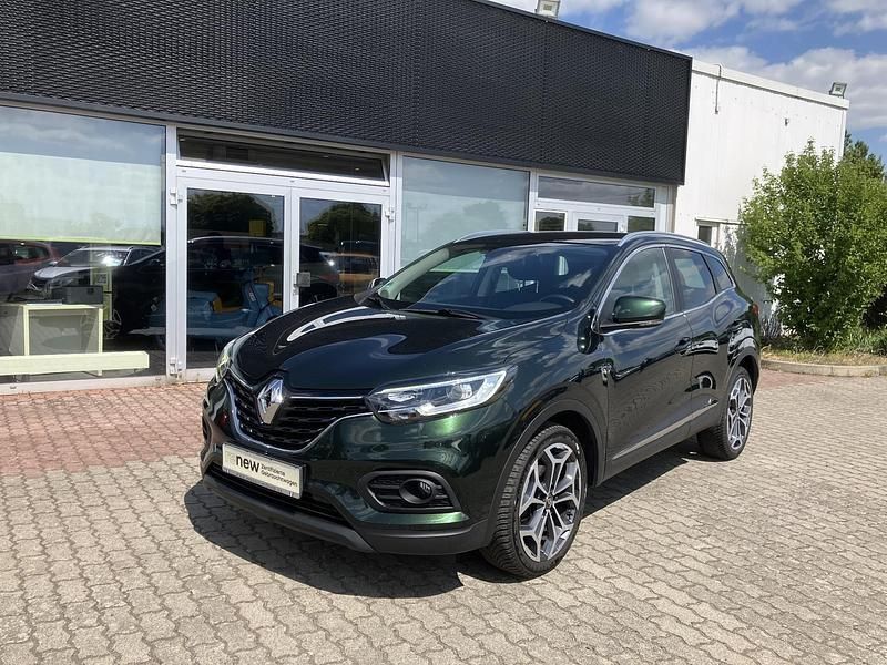 Grün Gebraucht 2019 Renault Kadjar LIMITED SUV | 15.880 € (Fairer Preis) - Bild 1/4