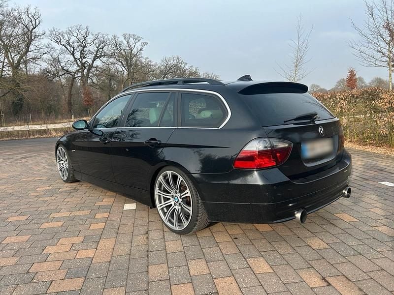 Gebraucht BMW 335 364 PS (267 kW) 2007 Schwarz Kombi