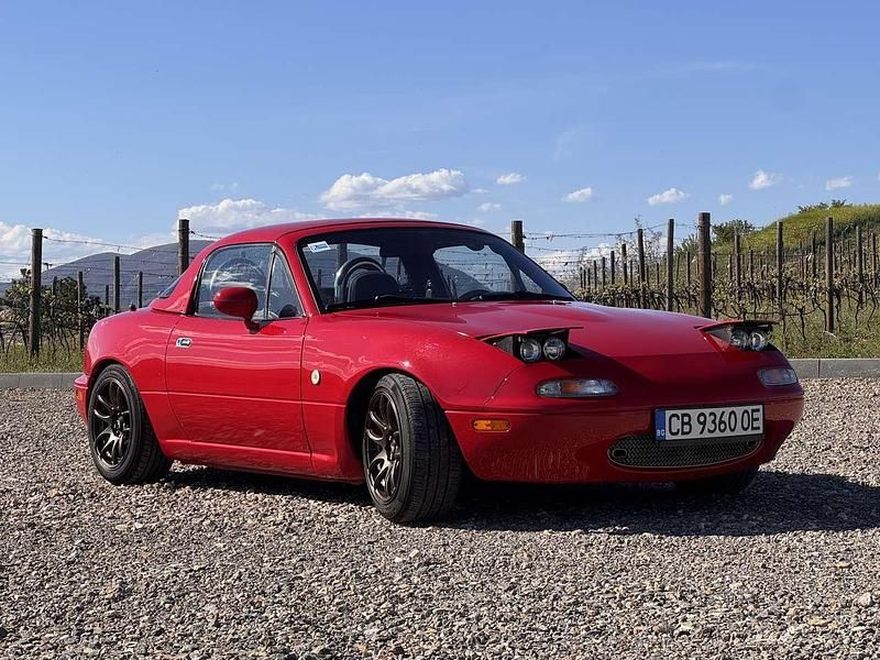 Second-hand Mazda MX5 116 CP (85 kW) 1993 Cabrio