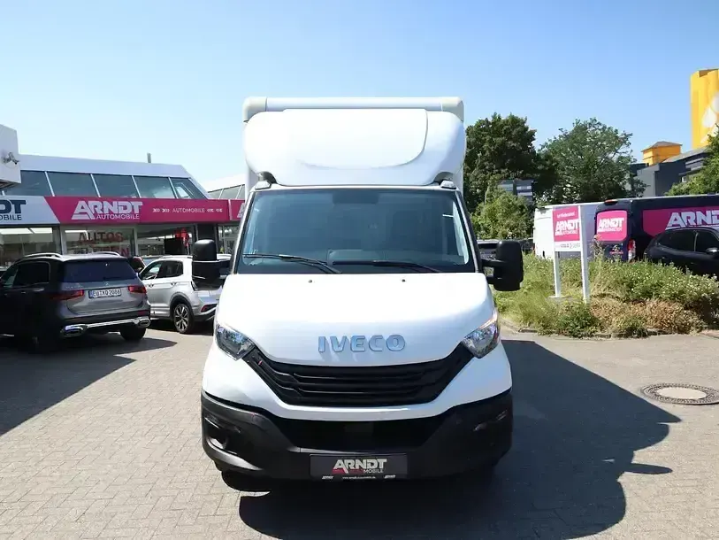Gebraucht Iveco Daily 156 PS (114 kW) 2024 Weiß ic 194