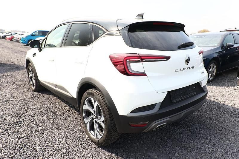 Gebraucht Renault Captur R.S. 158 PS (116 kW) 2023 Perlmuttweiß / schwarz metallic SUV