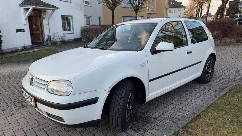 Gebraucht VW Golf IV 75 PS (55 kW) 2002 Weiß Limousine