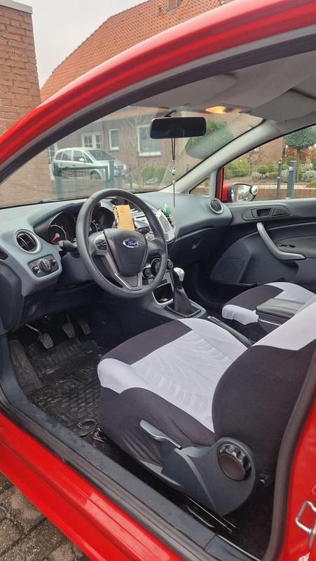 Gebraucht Ford Fiesta 2009 Rot Kleinwagen