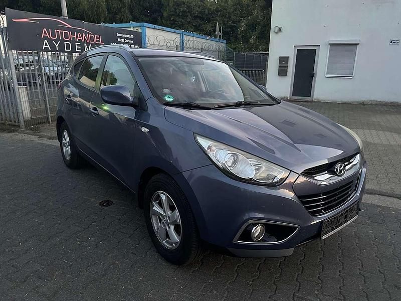 Blau Gebraucht 2013 Hyundai ix35 Comfort SUV | 6.750 € (Superpreis) - Bild 1/4
