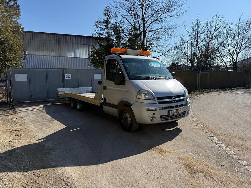 Gebraucht Opel Movano 145 PS (106 kW) 2008 Silber