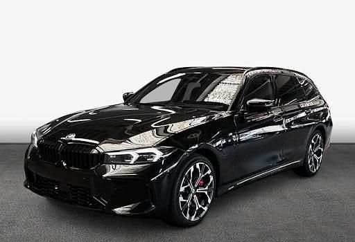 Neu BMW 330e 292 PS (214 kW) 2025 Schwarz Kombi