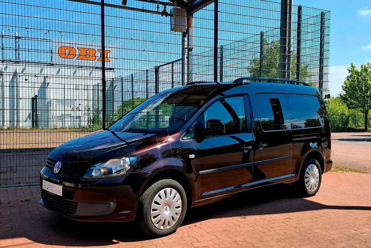 Gebraucht VW Caddy 140 PS (102 kW) 2011 Violet Van / Kleinbus