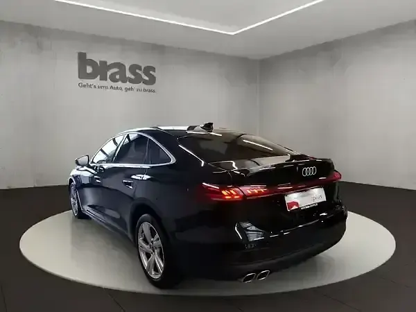 Używany Audi A5 Basis 204 KM (150 kW) 2025 Czarny Sedan/Limuzyna