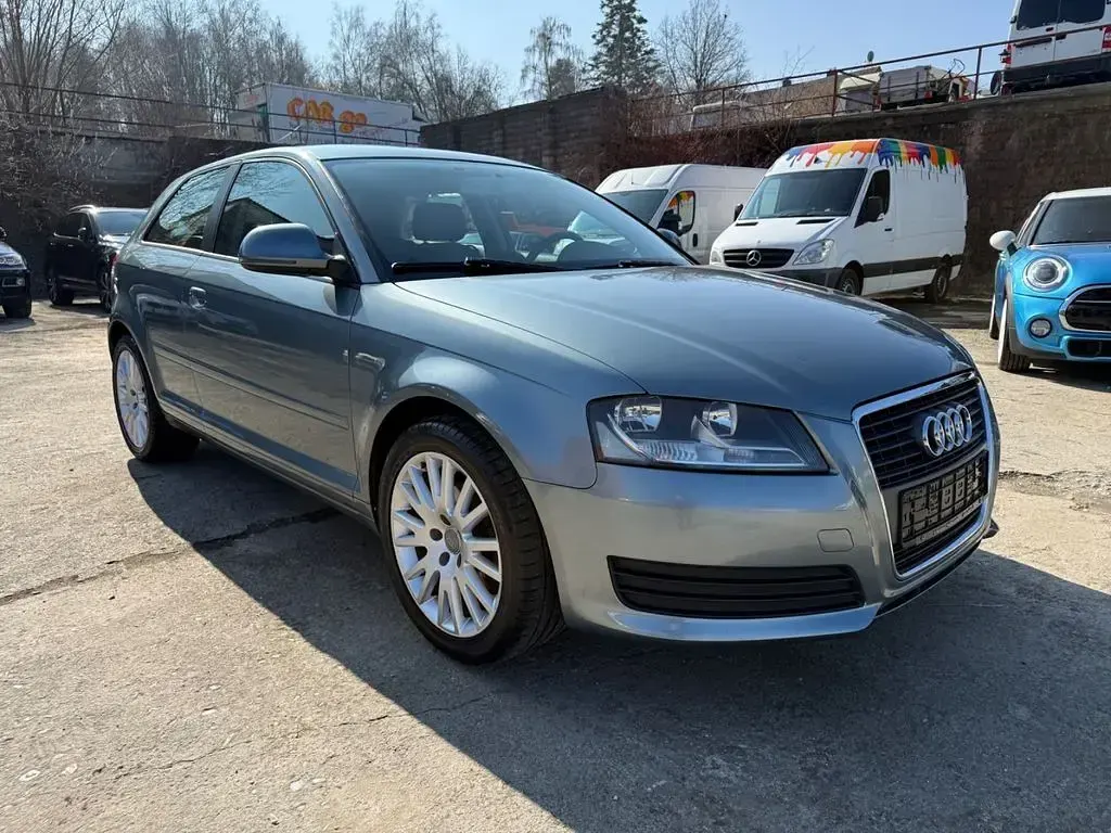 Occasion Audi A3 Attraction 125 ch (91 kW) 2009 Gris Citadine