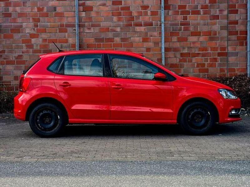 Gebraucht VW Polo Highline 90 PS (66 kW) 2016 Rot Kleinwagen