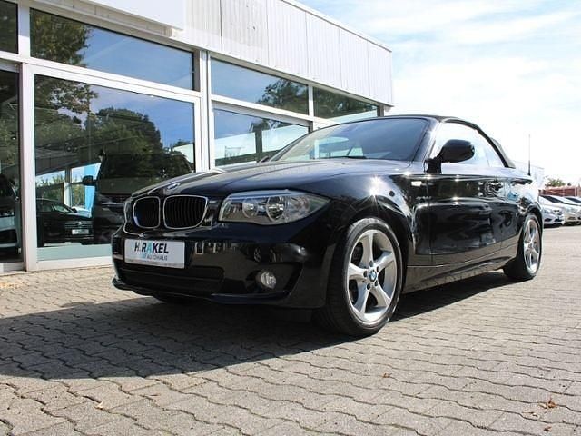 Schwarz Gebraucht 2011 BMW 118 Cabriolet Sport Line Cabrio | 8.750 € (Fairer Preis) - Bild 1/4