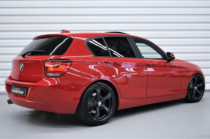 Gebraucht BMW 125 Sport Line 218 PS (160 kW) 2013 Karmesinrot Kleinwagen