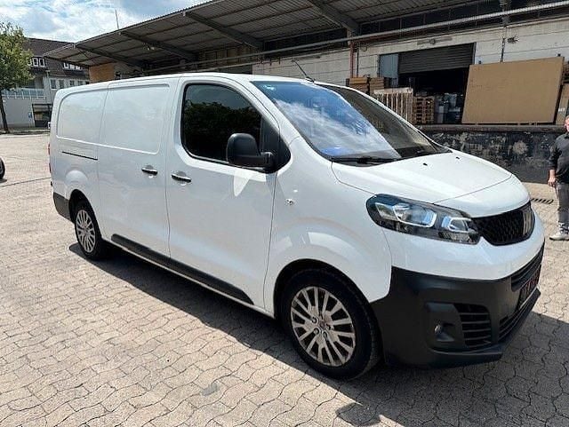 Weiß Gebraucht 2022 Fiat Scudo Van / Kleinbus | 17.800 € (Superpreis) - Bild 1/4