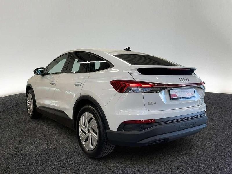Gebraucht Audi Q4 e-tron 150 kW (204 PS) 2022 2y gletscherweiß metallic SUV