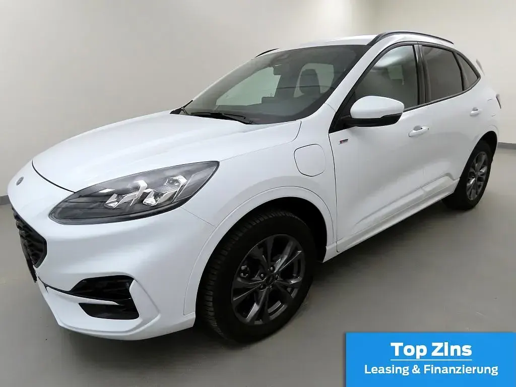 Gebraucht Ford Kuga ST-Line X 225 PS (165 kW) 2023 Frostweiß SUV