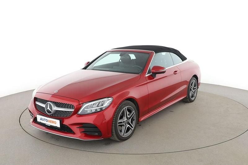 Gebraucht Mercedes C180 AMG line 156 PS (114 kW) 2018 Rot Cabrio