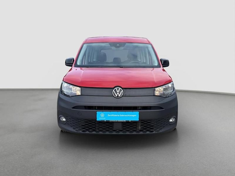 Gebraucht VW Caddy Basis 122 PS (89 kW) 2023 Rot Van / Kleinbus