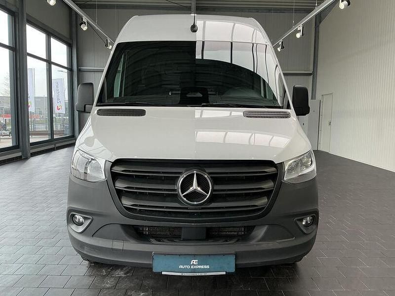 Gebraucht Mercedes Sprinter 170 PS (125 kW) 2024 Weiß Van