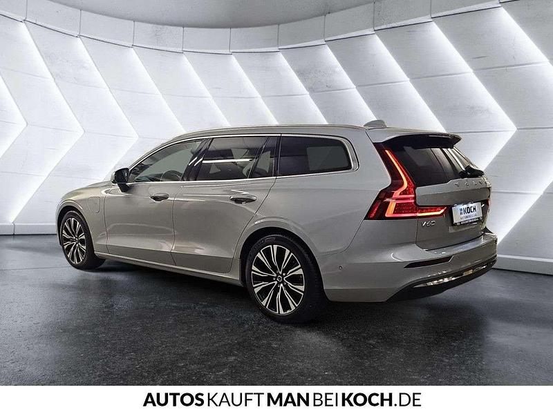 Gebraucht Volvo V60 Plus 398 PS (292 kW) 2024 Vapour grey Kombi