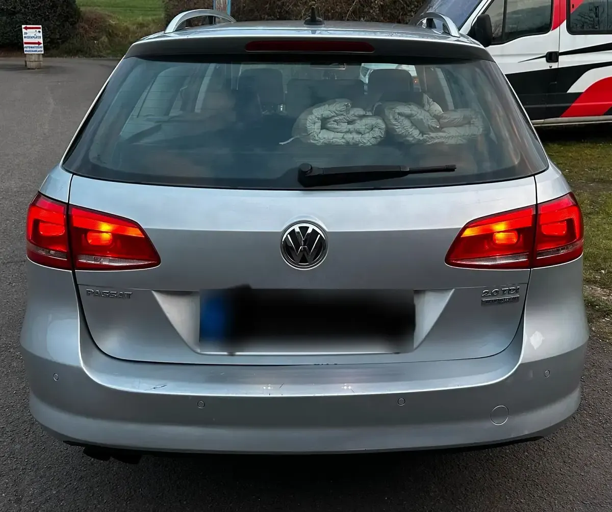 Gebraucht VW Passat 103 PS (75 kW) 2013 Grau Kombi