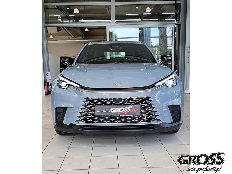 Neu Lexus LBX 136 PS (100 kW) 2025 Grau SUV