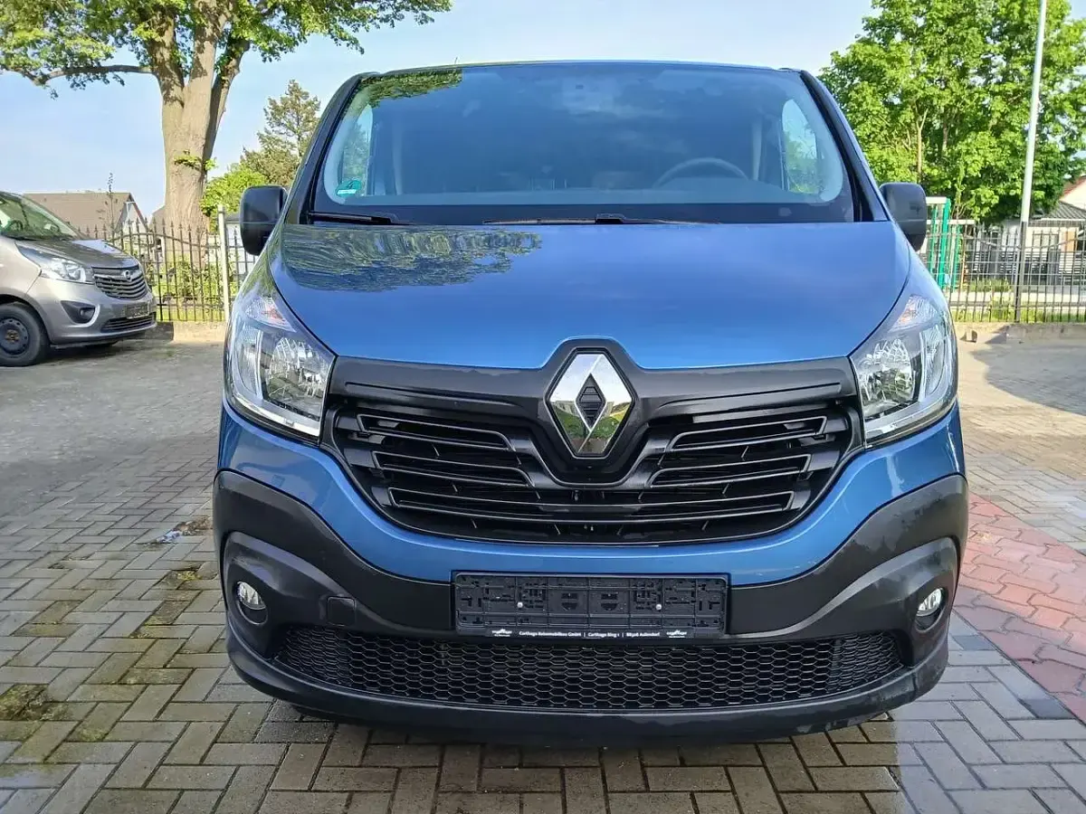 Gebraucht Renault Trafic 125 PS (91 kW) 2017 Blau Van / Kleinbus
