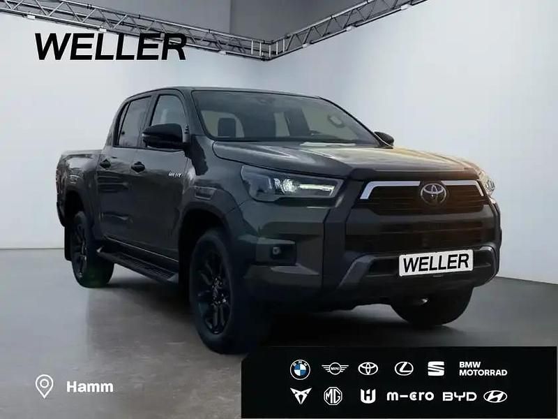 Neu Toyota HiLux 204 PS (150 kW) 2025 Manganbronze metallic (gold) Pickup