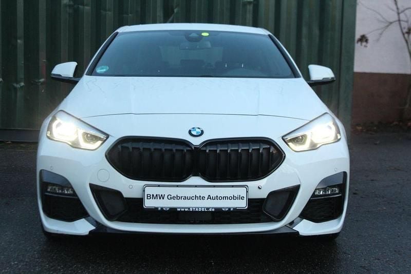 Gebraucht BMW 218 M Sport 136 PS (100 kW) 2022 Weiß Coupé