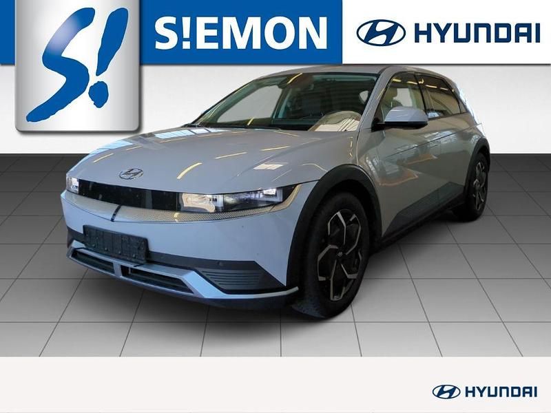 Grau Gebraucht 2024 Hyundai Ioniq 6 Limousine | 32.930 € (Superpreis) - Bild 1/4
