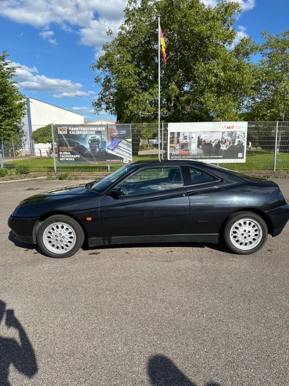 Schwarz Gebraucht 1996 Alfa Romeo GTV Coupé | 14.500 € - Bild 1/4