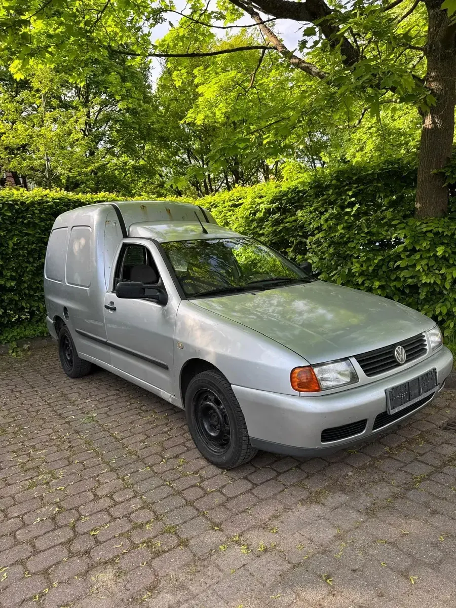 Brugt VW Caddy 64 HK (47 kW) 2002 Sølv MPV