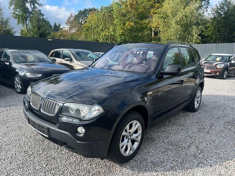 Schwarz Gebraucht 2010 BMW X3 Lifestyle SUV | 7.300 € (Fairer Preis) - Bild 1/4