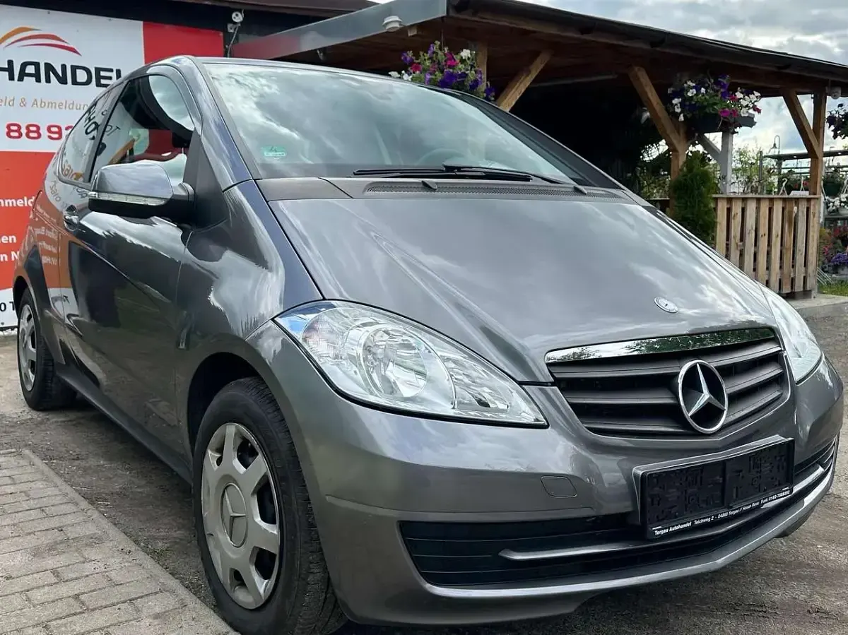 Gebraucht Mercedes A150 95 PS (69 kW) 2009 Grau Kleinwagen