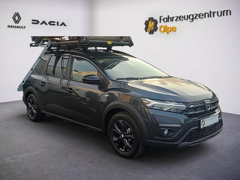 Gebraucht Dacia Jogger Extreme 110 PS (80 kW) 2023 Dolomit grau metallic Van / Kleinbus