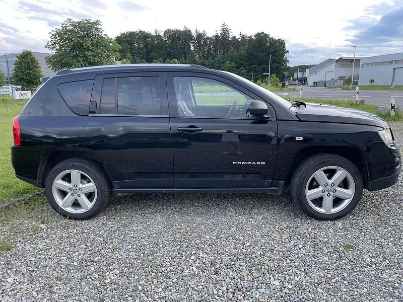Gebraucht Jeep Compass Limited 163 PS (119 kW) 2012 Schwarz SUV
