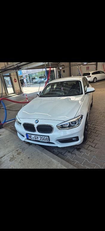 Gebraucht BMW 118 Advantage 136 PS (100 kW) 2015 Weiß Kleinwagen